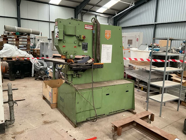 Peddinghaus hydraulic 1250 ponsmachine - afbeelding 1 van  7