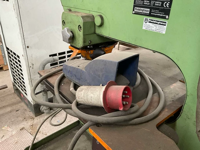 Peddinghaus hydraulic 1250 ponsmachine - afbeelding 5 van  7