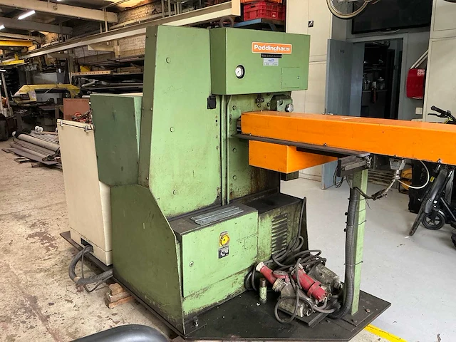 Peddinghaus hydraulic 40 ponsmachine - afbeelding 4 van  12
