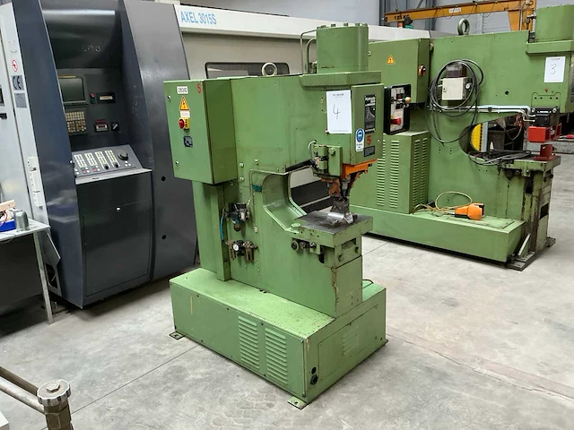 Peddinghaus hydraulic 800 ponsmachine - afbeelding 1 van  11
