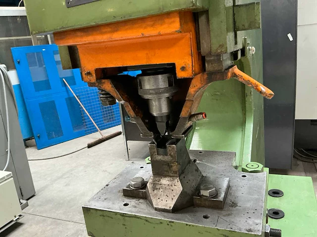Peddinghaus hydraulic 800 ponsmachine - afbeelding 8 van  11