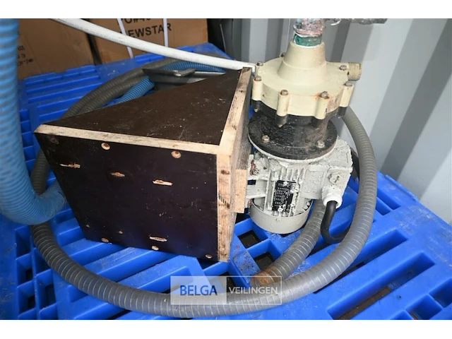 Pekelvat + motor - afbeelding 6 van  8