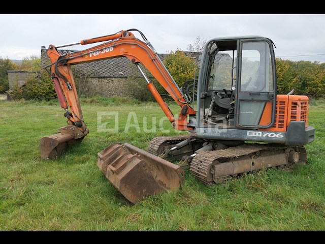 Pel-job eb706 rupsgraafmachine - afbeelding 1 van  15