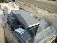 Pepperino dark zwembadboordsteen ca 28,8 lm - afbeelding 1 van  5