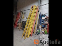 Perfect aluminium drievoudige ladder - afbeelding 2 van  6