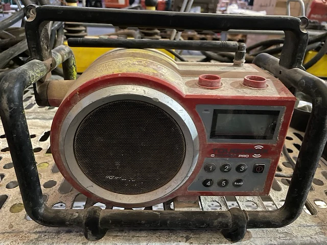 Perfect pro werfradio - afbeelding 1 van  2