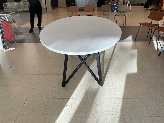 Perfecta wacko eetkamertafel - afbeelding 11 van  14