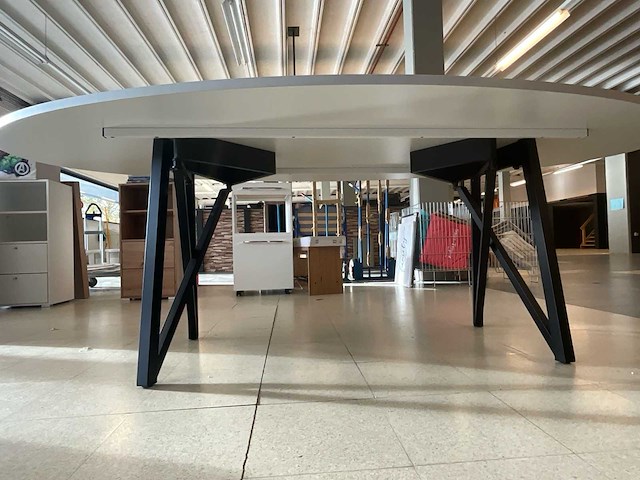 Perfecta wacko eetkamertafel - afbeelding 14 van  14