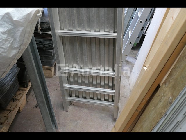 Perfecte aluminium loopbrug - afbeelding 6 van  6