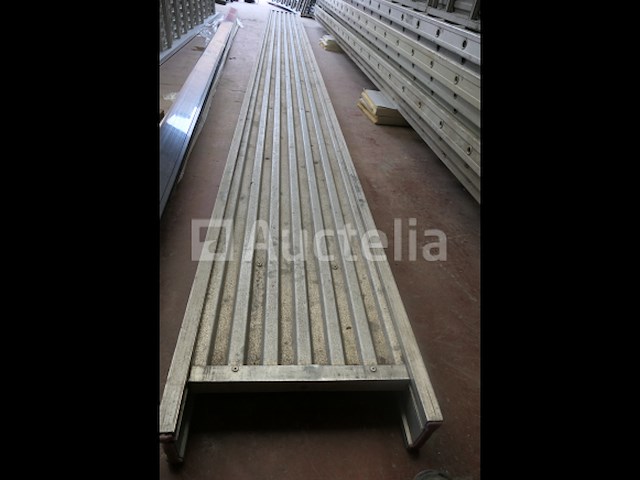 Perfecte aluminium loopbrug - afbeelding 2 van  4