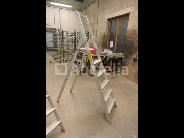 Perfecty 6-traps trapladder - afbeelding 2 van  5