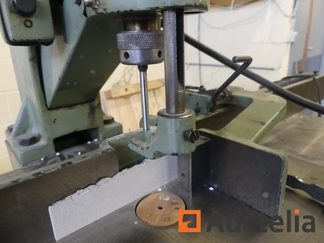 Perforator op roltafel hang constantin 136 - afbeelding 5 van  12