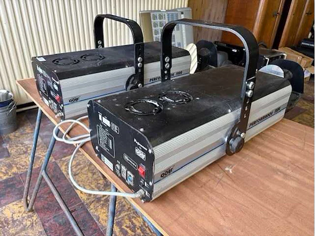 Performannce - 1200 - various light equipment (2x) - afbeelding 3 van  7