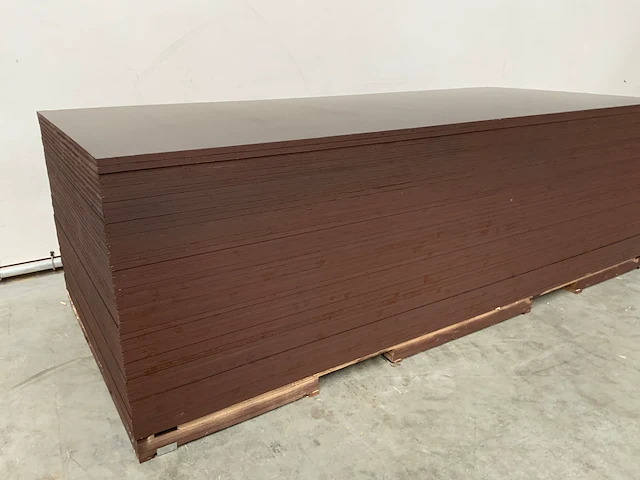 Peri - twin epf 240 ff - betonplex 143m2 - afbeelding 2 van  6