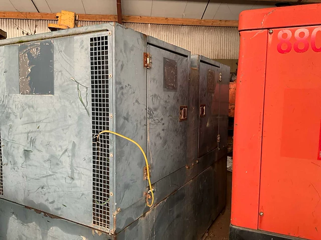Perkins 13,5 kva stroomgenerator - afbeelding 3 van  7
