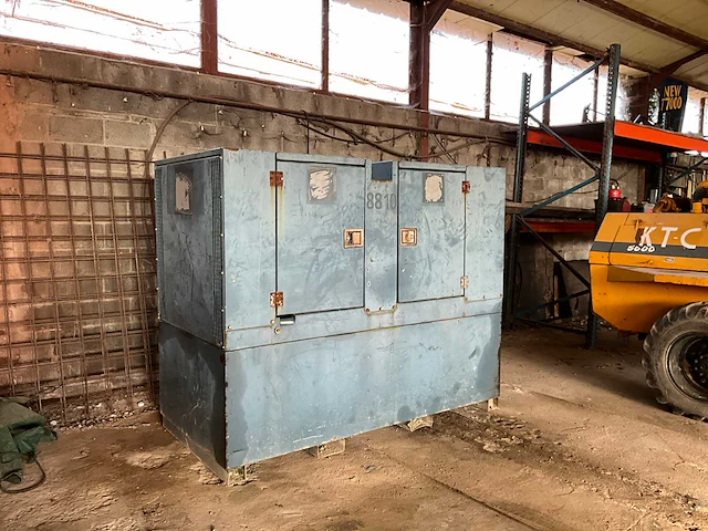 Perkins 13,5 stroomgenerator - afbeelding 3 van  12