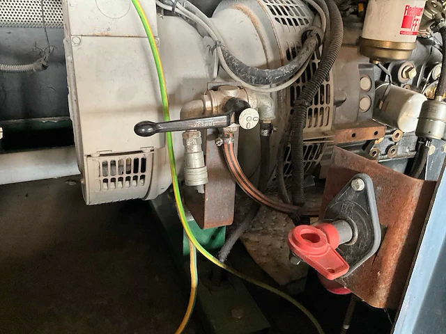 Perkins 13,5 stroomgenerator - afbeelding 8 van  12