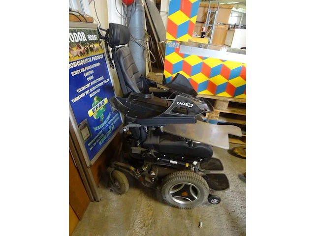 Permobil 300c + rolstoel - afbeelding 4 van  6