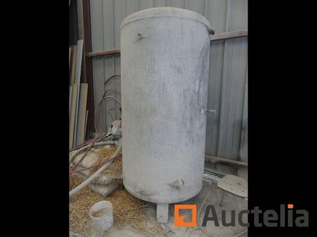 Perslucht tank merk en onbekende model - afbeelding 2 van  2