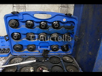 Persluchtslanghaspel, sleutels en diverse accessoires - afbeelding 2 van  7