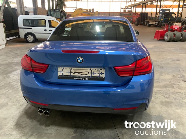 Personenauto cabrio - afbeelding 19 van  21