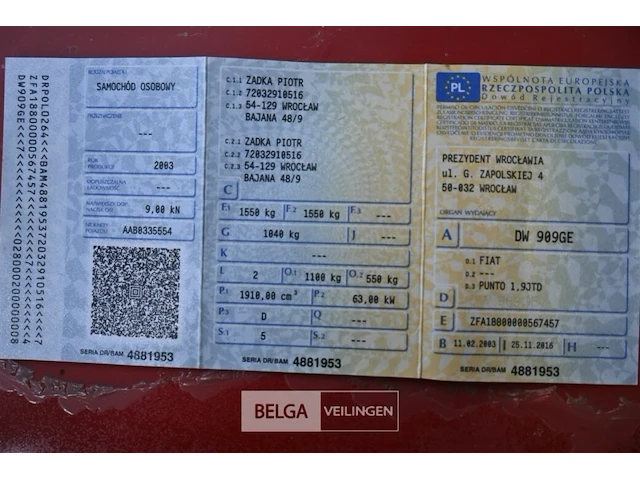 Personenauto fiat punto - afbeelding 2 van  11