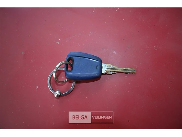 Personenauto fiat punto - afbeelding 11 van  11