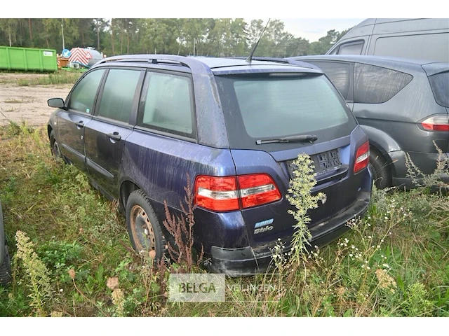 Personenauto fiat stilo - afbeelding 3 van  14