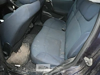 Personenauto fiat stilo - afbeelding 6 van  14