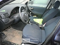 Personenauto fiat stilo - afbeelding 8 van  14