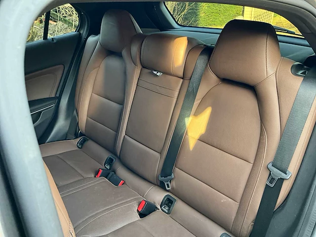 Personenauto mercedes-benz gla220 d - afbeelding 12 van  42
