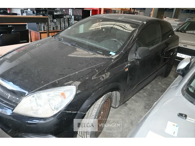 Personenauto opel astra - afbeelding 3 van  9