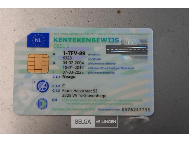 Personenauto opel astra - afbeelding 7 van  9