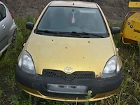 Personenauto toyota yaris - afbeelding 5 van  12