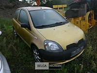 Personenauto toyota yaris - afbeelding 8 van  12
