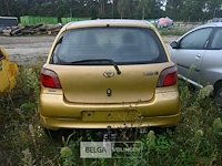 Personenauto toyota yaris - afbeelding 11 van  12