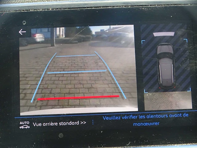 Personenauto - afbeelding 11 van  22