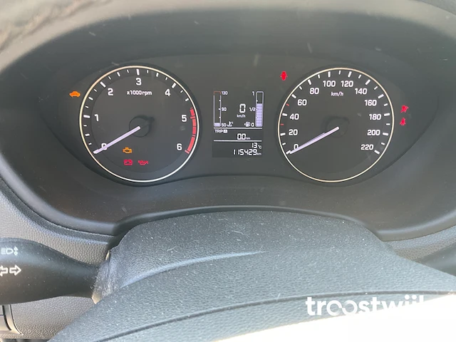 Personenauto - afbeelding 10 van  10