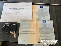 Personenauto - afbeelding 22 van  29