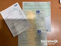 Personenauto - afbeelding 12 van  19