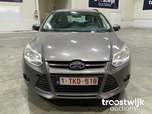 Personenauto - afbeelding 11 van  19