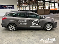 Personenauto - afbeelding 14 van  19