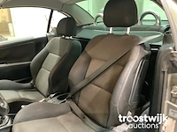 Personenauto - afbeelding 4 van  16