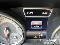 Personenauto - afbeelding 3 van  15