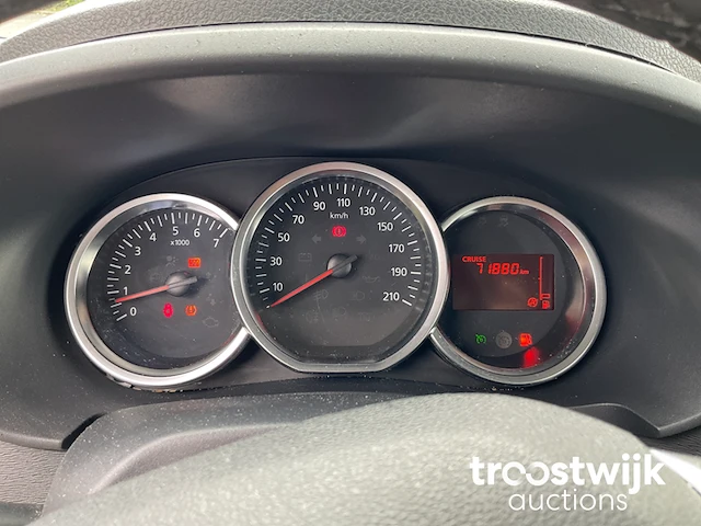 Personenauto - afbeelding 9 van  11
