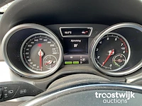 Personenauto - afbeelding 4 van  31