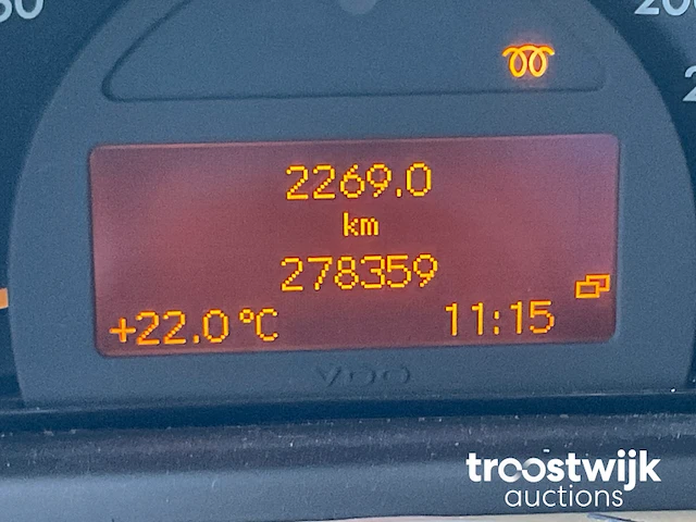 Personenauto - afbeelding 2 van  27