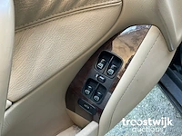 Personenauto - afbeelding 4 van  27