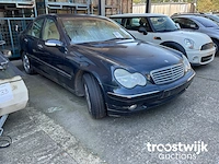 Personenauto - afbeelding 21 van  27