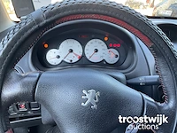 Personenauto - afbeelding 5 van  25